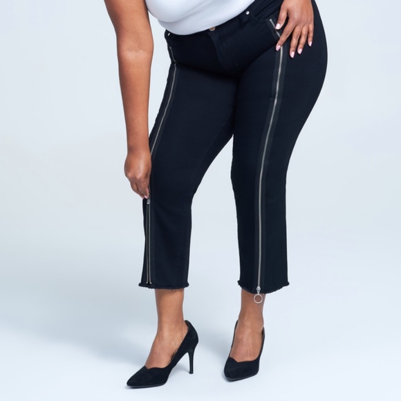 🆕Seven7 Cropped Jean wZippers - Picture 2 of 14